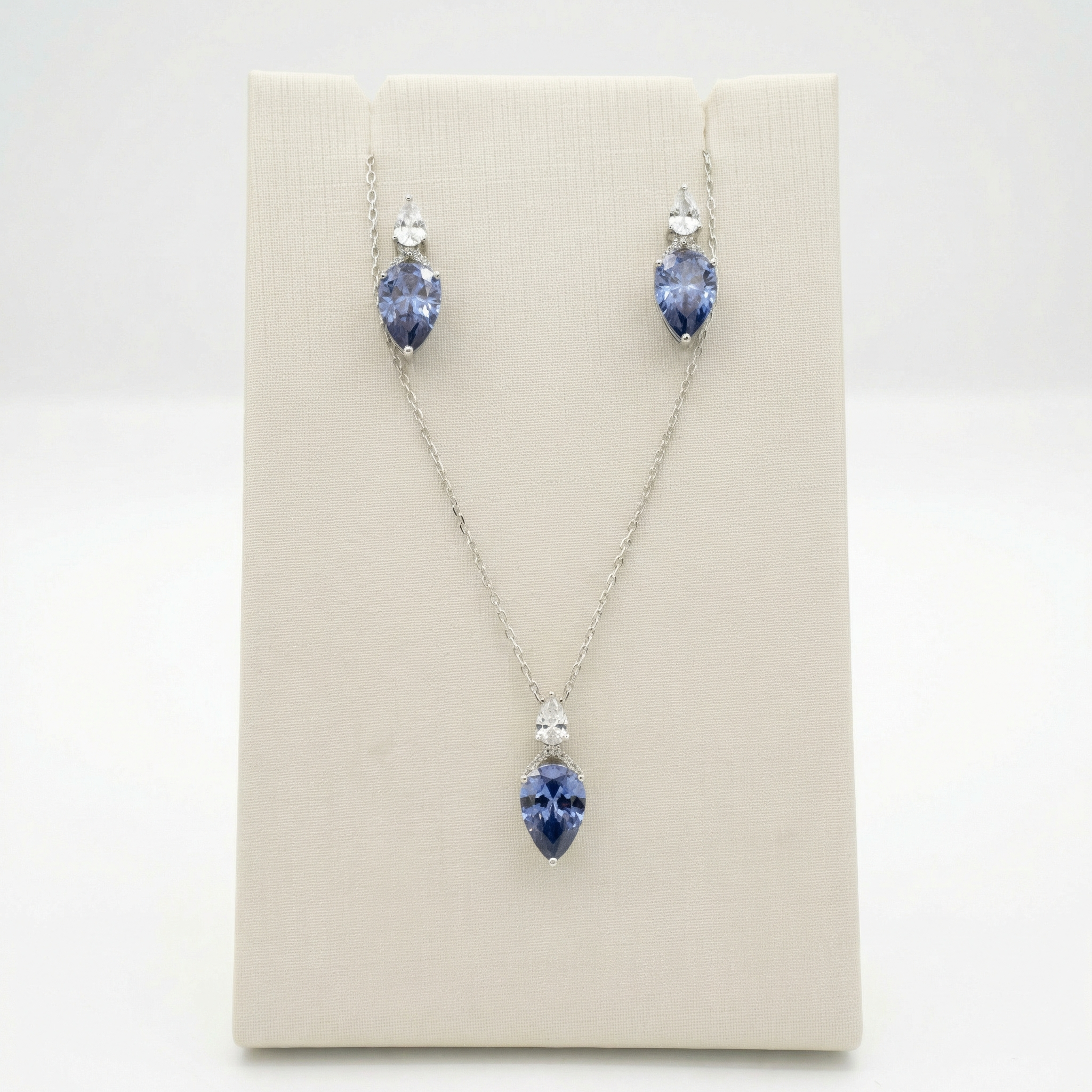 Gargantilha Rodinada com Pedra Azul em Prata 925